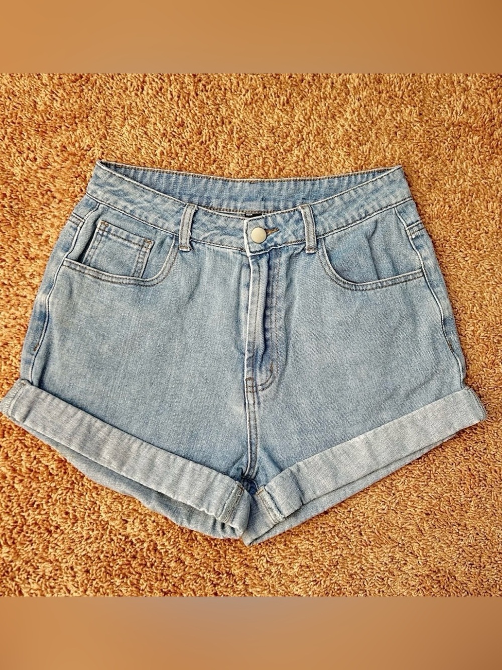 Cider Womens Medium High Waist Light Wash Denim Cuffed Shorts Mom Boho Festival